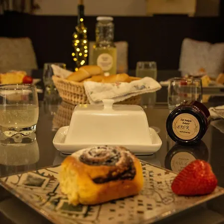 Zsofi Vendeghaz Apartment