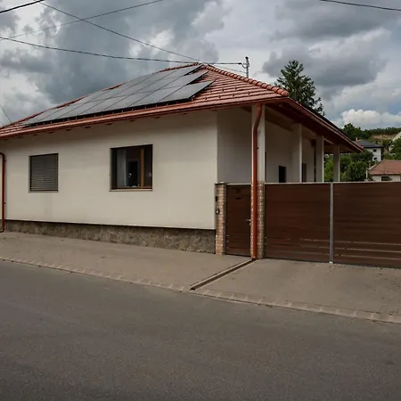 Zsofi Vendeghaz Szekszárd