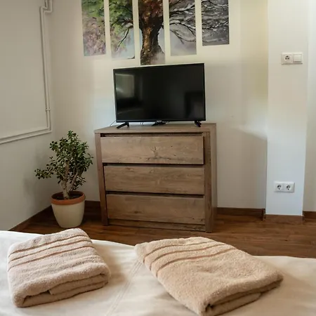 Zsofi Vendeghaz * Szekszárd